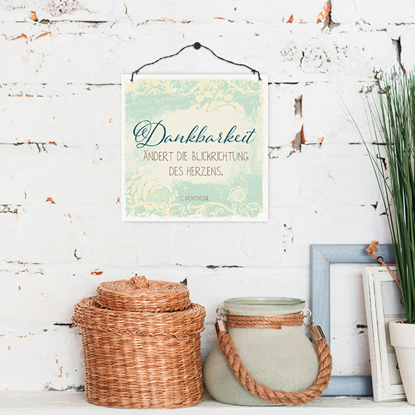 Holzschild klein - Blickrichtung Holzschild klein - Blickrichtung